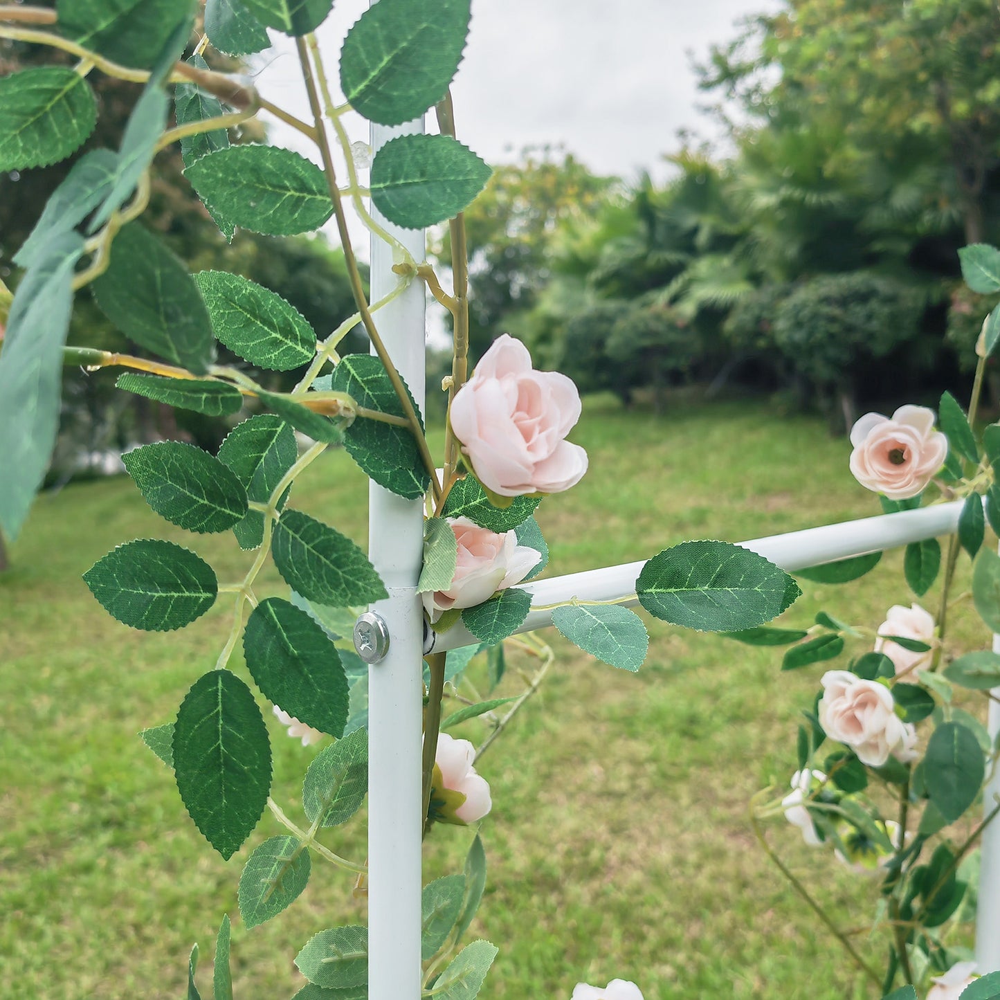 JP OUTDOOR 8ft H Metal Garden Arch Trellis,Arbor Trellis for Climbing Plants Support or Wedding Decor,White